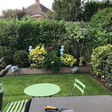 Bexhill-on-Sea B&B The Little Garth מראה חיצוני תמונה