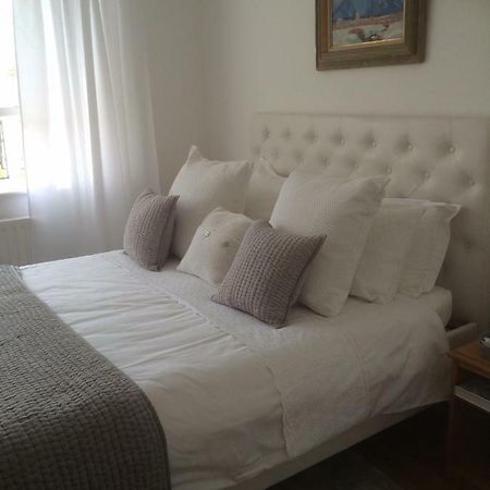 Bexhill-on-Sea B&B The Little Garth מראה חיצוני תמונה